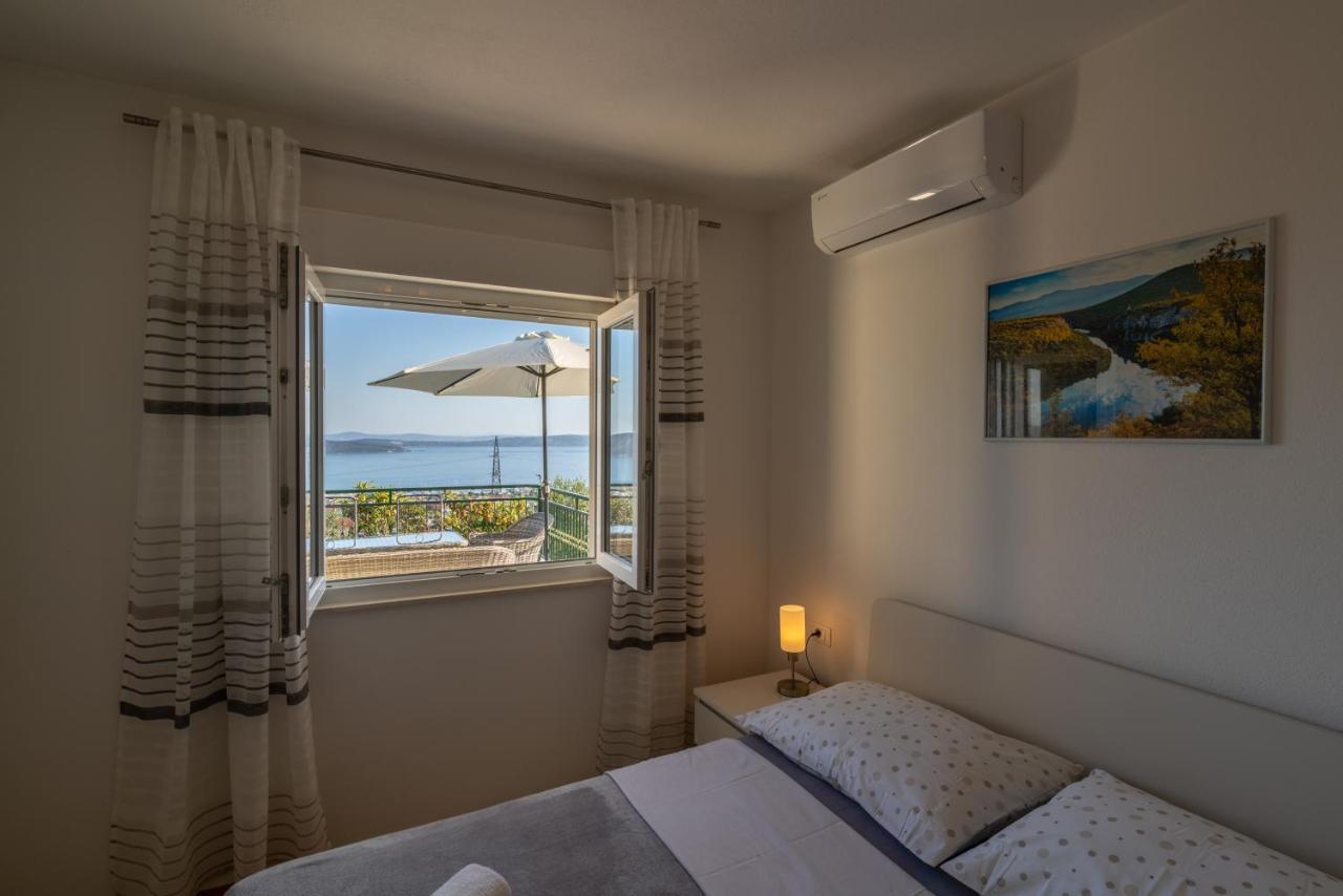 Private Villa Golden Hour With A View Of Split Area Kaštel Sućurac Extérieur photo